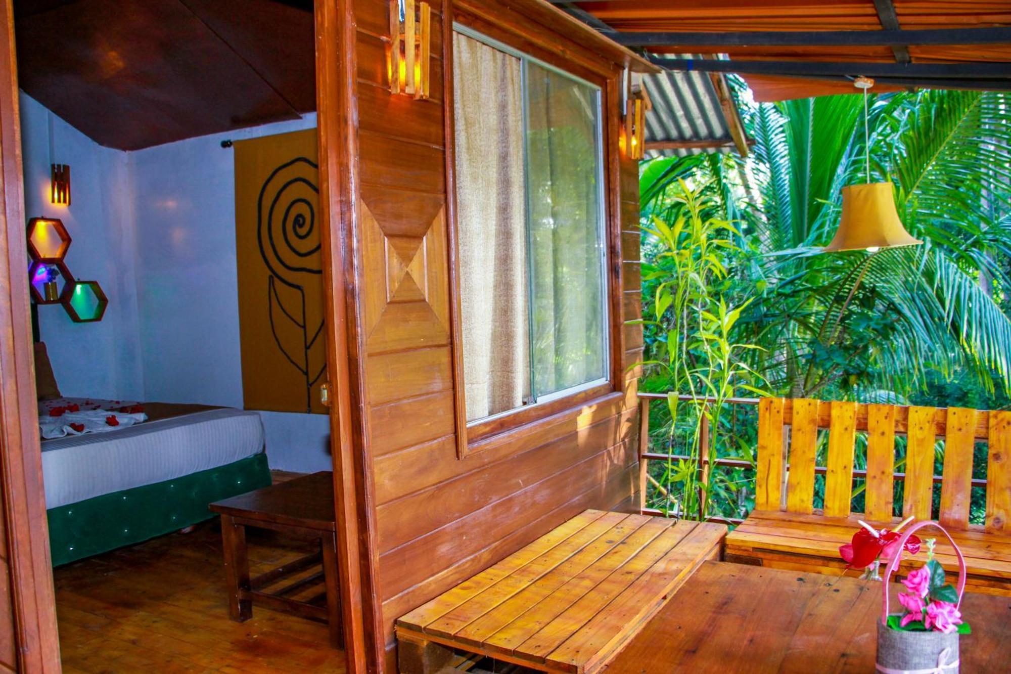 The Banda' Eco Villa Szigirija Kültér fotó