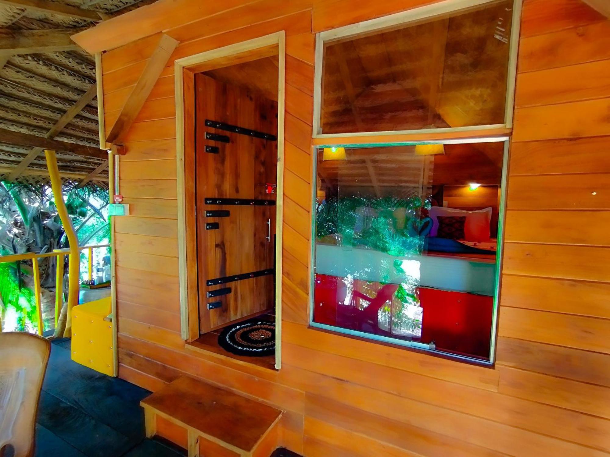 The Banda' Eco Villa Szigirija Kültér fotó