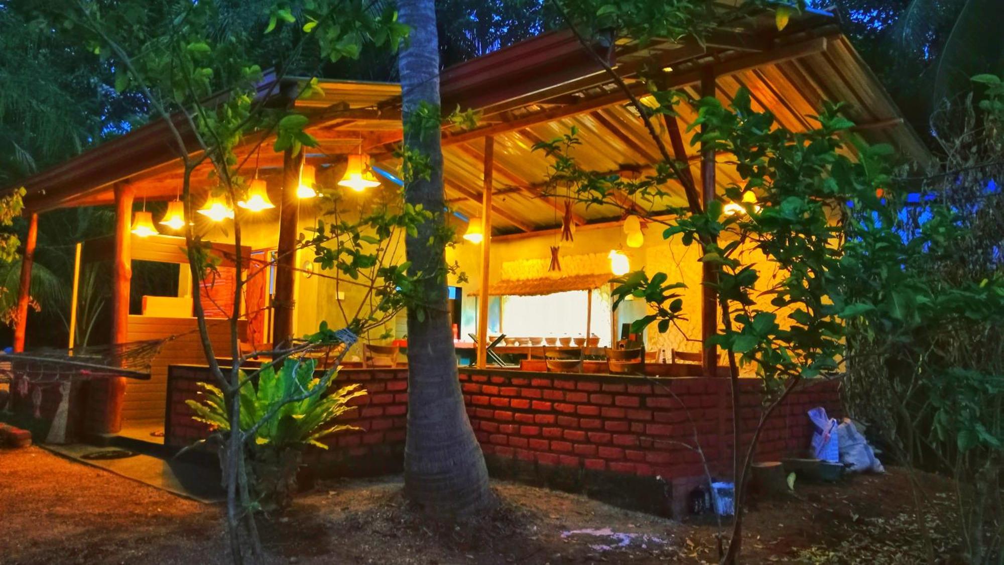 The Banda' Eco Villa Szigirija Kültér fotó